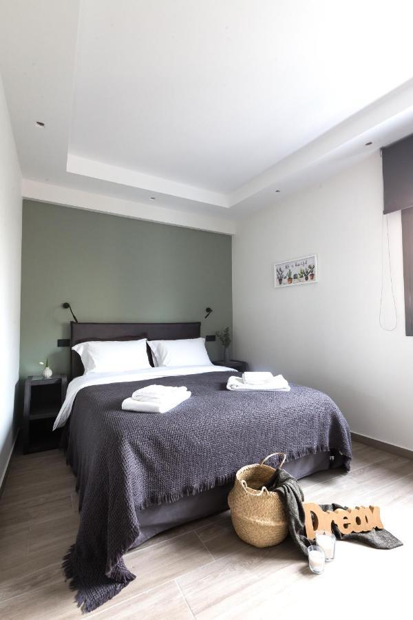 Aparthotel 12 Reasons Why Metaxourgeio à Athènes Extérieur photo