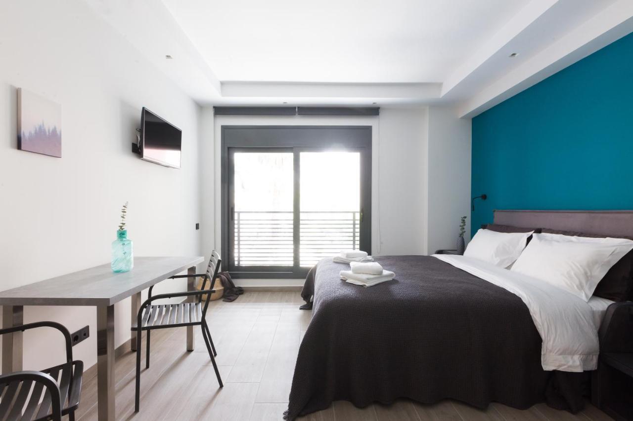 Aparthotel 12 Reasons Why Metaxourgeio à Athènes Extérieur photo
