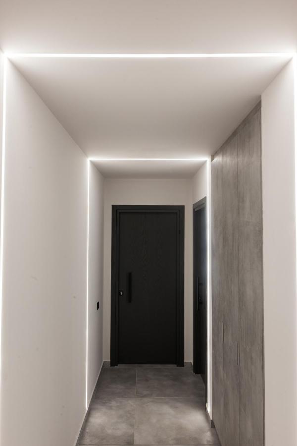 Aparthotel 12 Reasons Why Metaxourgeio à Athènes Extérieur photo