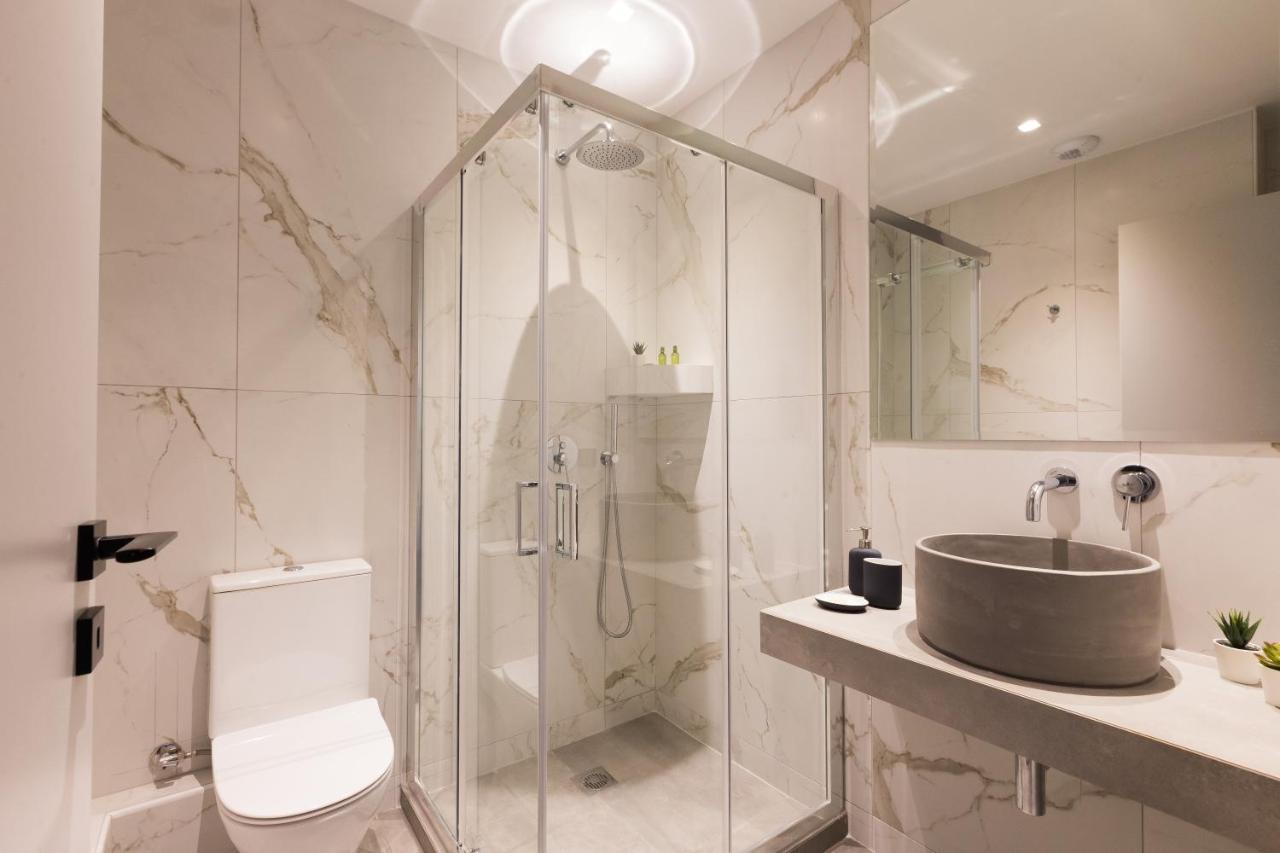 Aparthotel 12 Reasons Why Metaxourgeio à Athènes Extérieur photo